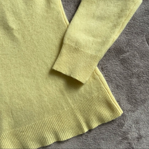 LORD&TAYLOR | 100% Cashmere Sweater - Picture 8 of 14